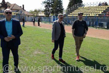 FOTBAL (VIDEO) | Autorităţilor locale li se propune un proiect cu echipă de fotbal la Liga a II-a! Tibor Selymes a venit astăzi la Câmpulung!