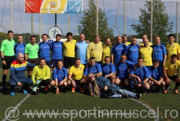 FOTBAL - EVENIMENT (VIDEO) | Stele ale fotbalului românesc au venit la Câmpulung pentru un meci special. Au făcut spectacol şi au învins cu 9-5. Belodedici a marcat două goluri